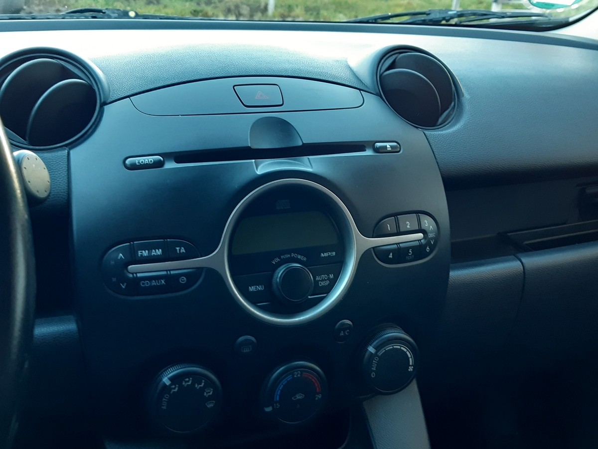 Mazda 2 5T Impression