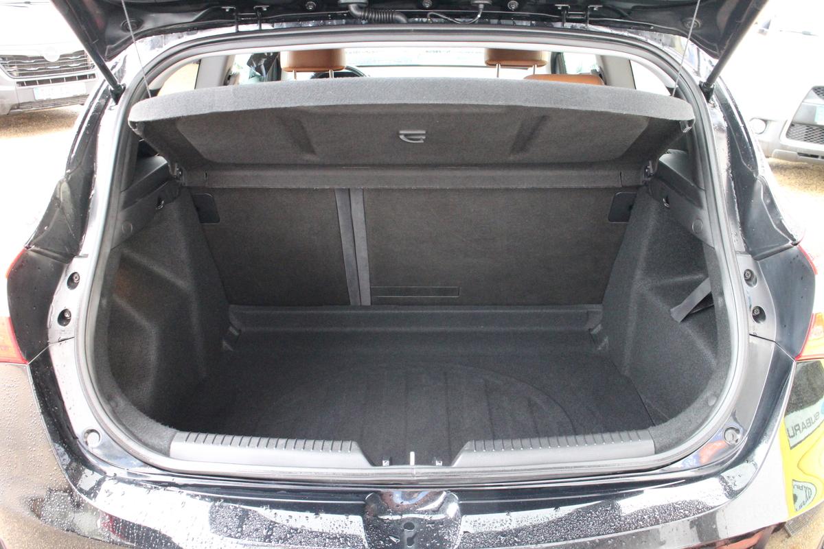 Hyundai i30 Coupe 1.4 Design *Bluetooth*Klimaanlage*Allwetterreifen*