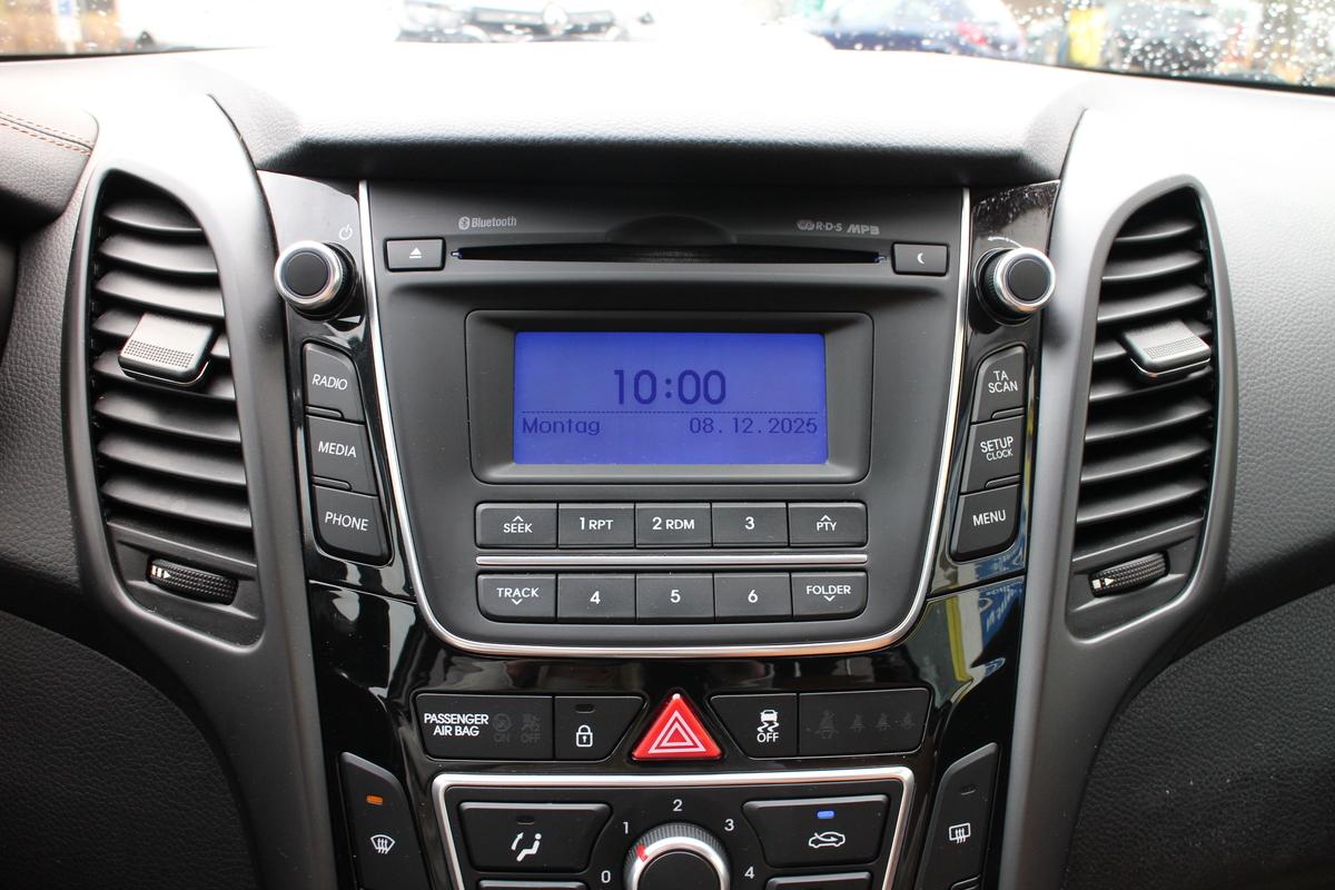 Hyundai i30 Coupe 1.4 Design *Bluetooth*Klimaanlage*Allwetterreifen*