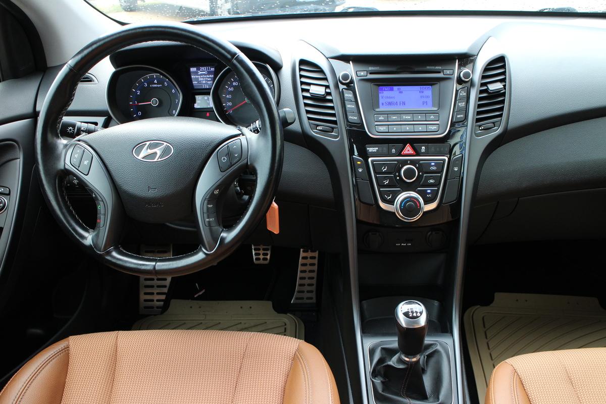 Hyundai i30 Coupe 1.4 Design *Bluetooth*Klimaanlage*Allwetterreifen*