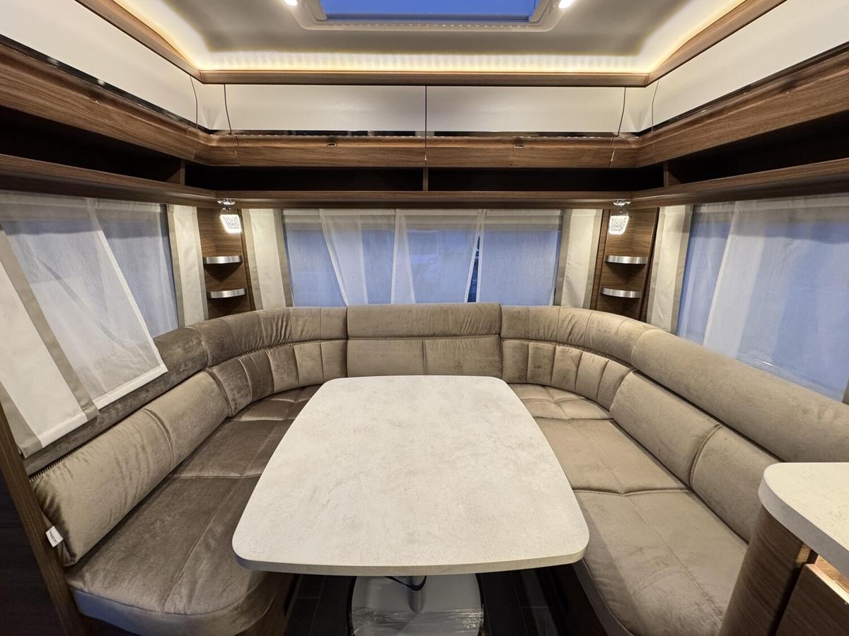 Tabbert Puccini 550 E 2.5m+2000kg+City-Wasser