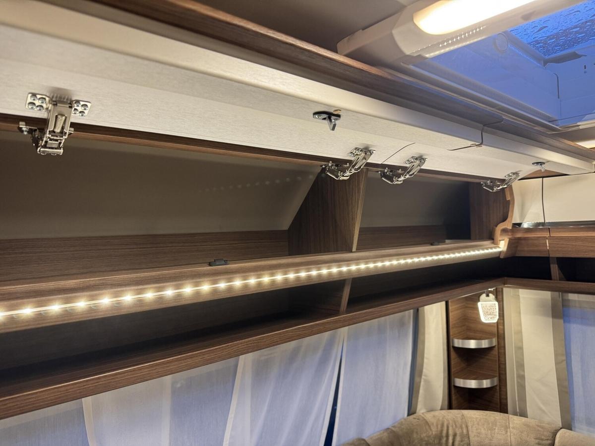 Tabbert Puccini 550 E 2.5m+2000kg+City-Wasser