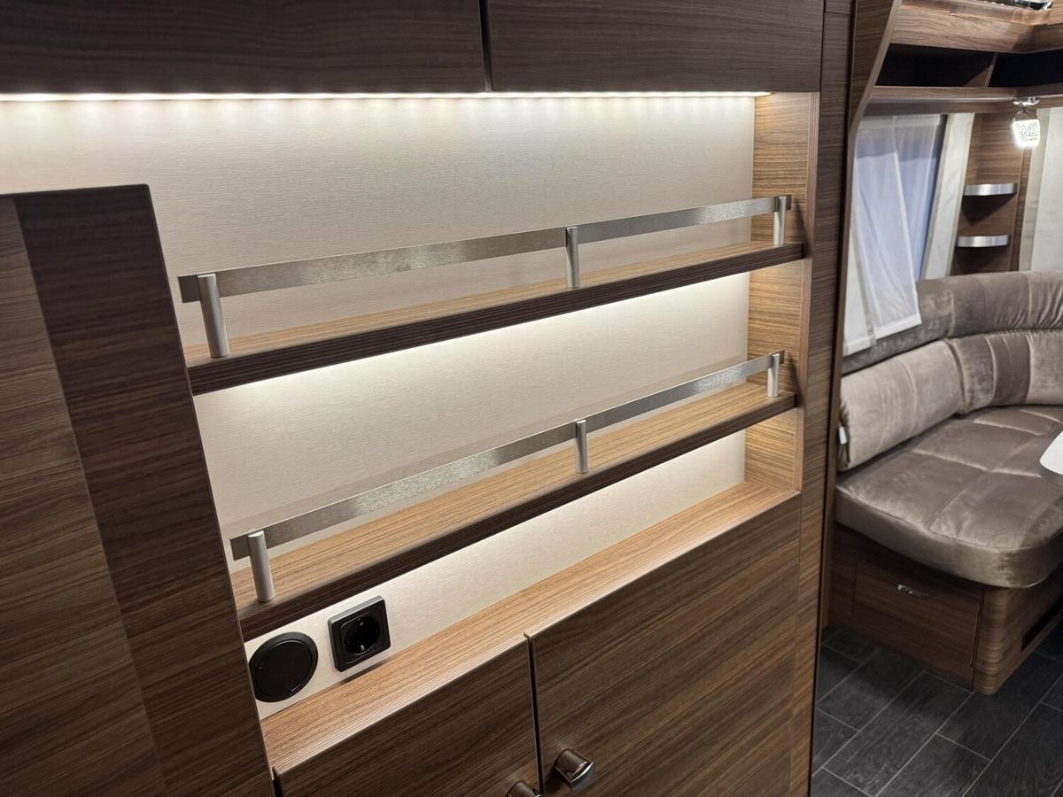 Tabbert Puccini 550 E 2.5m+2000kg+City-Wasser