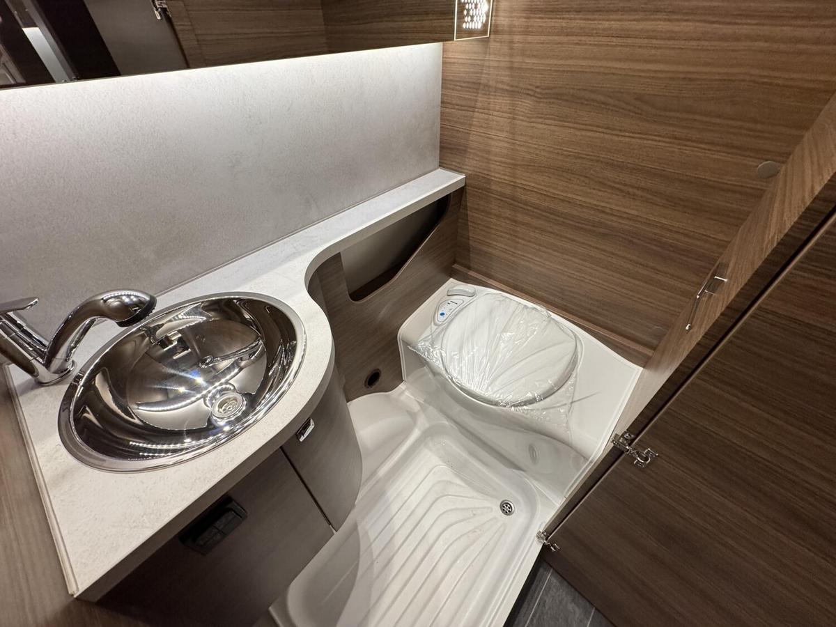 Tabbert Puccini 550 E 2.5m+2000kg+City-Wasser