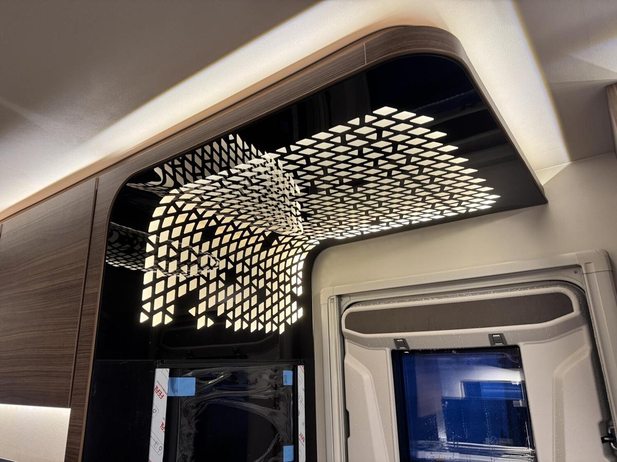 Tabbert Puccini 550 E 2.5m+2000kg+City-Wasser