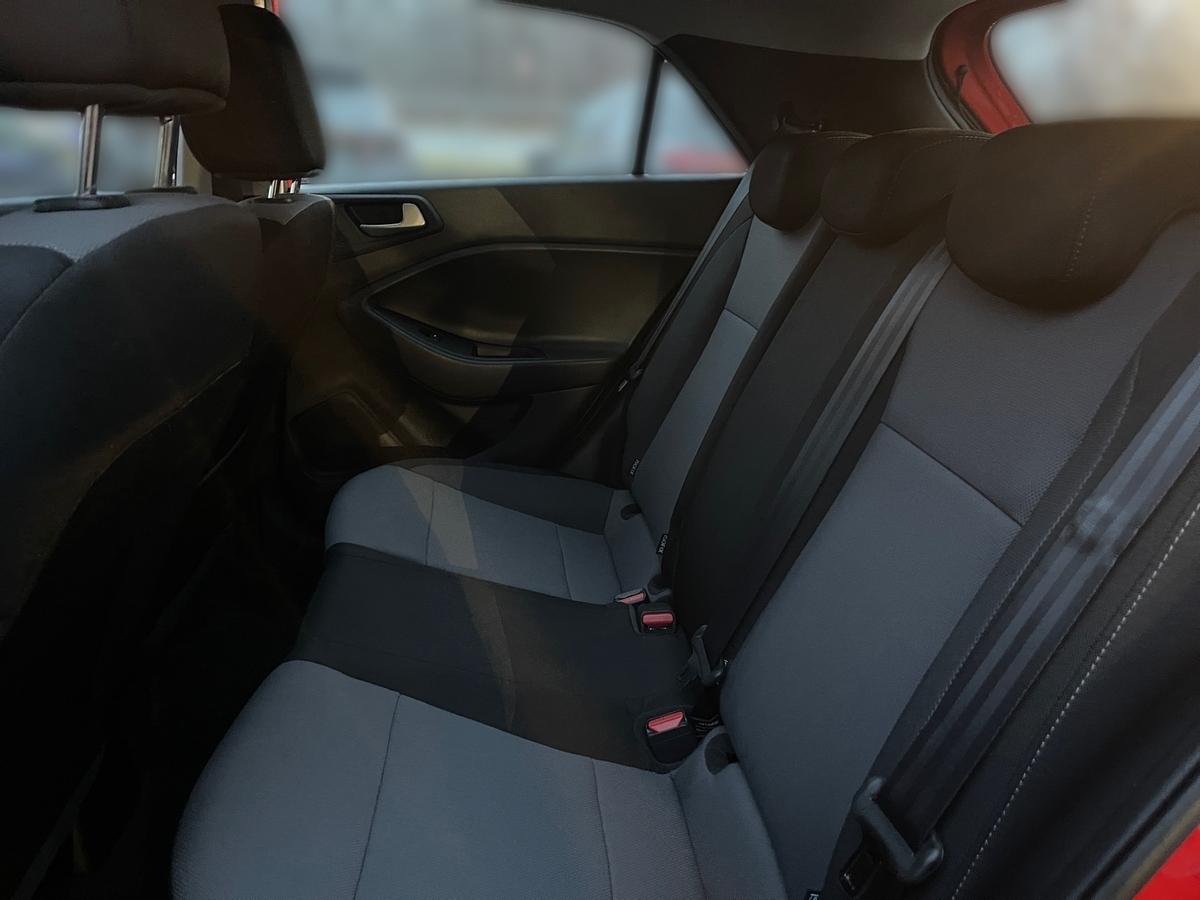 Hyundai i20 1.0 Trend Automatik Navi Sitzh. Spurh. Klima Bluetooth