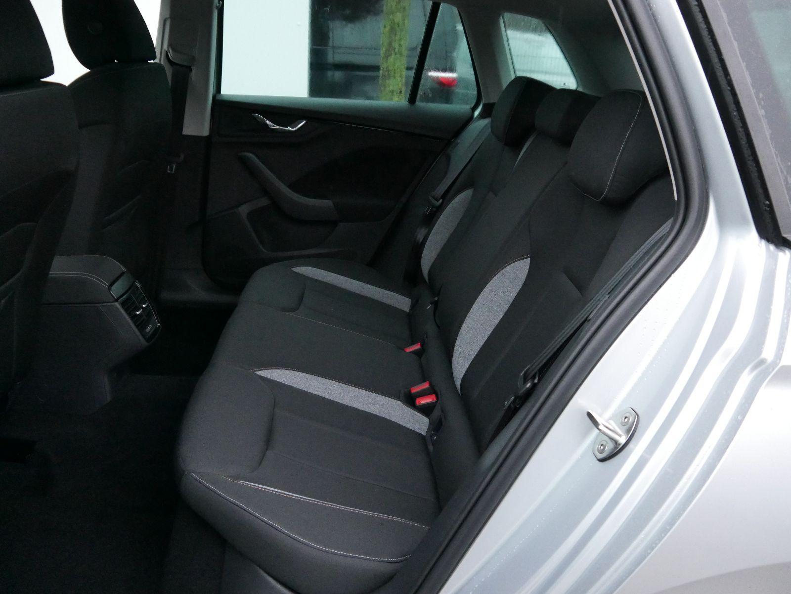 Skoda Kamiq Selection 1.0 TSI DSG*PDC*SHZ*SMARTLINK*MATRIX-LED*AHK-SCHWENKBAR*TEMPOMAT