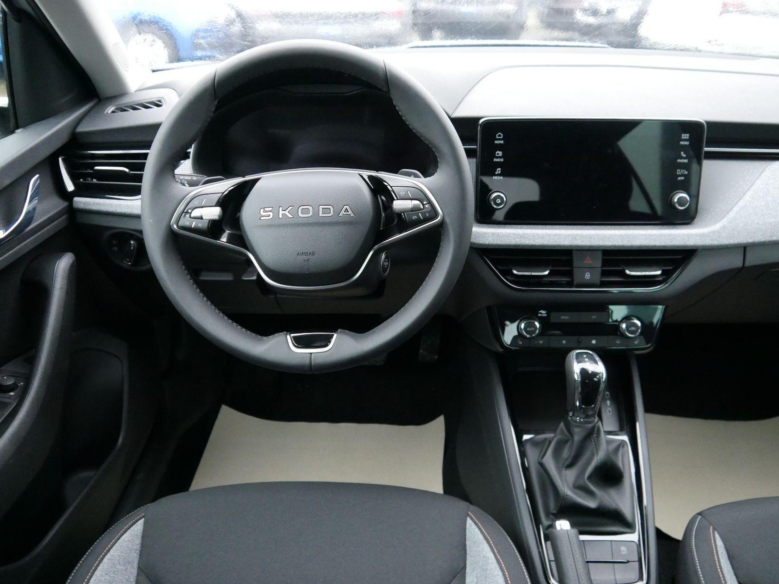 Skoda Kamiq Selection 1.0 TSI DSG*PDC*SHZ*SMARTLINK*MATRIX-LED*AHK-SCHWENKBAR*TEMPOMAT