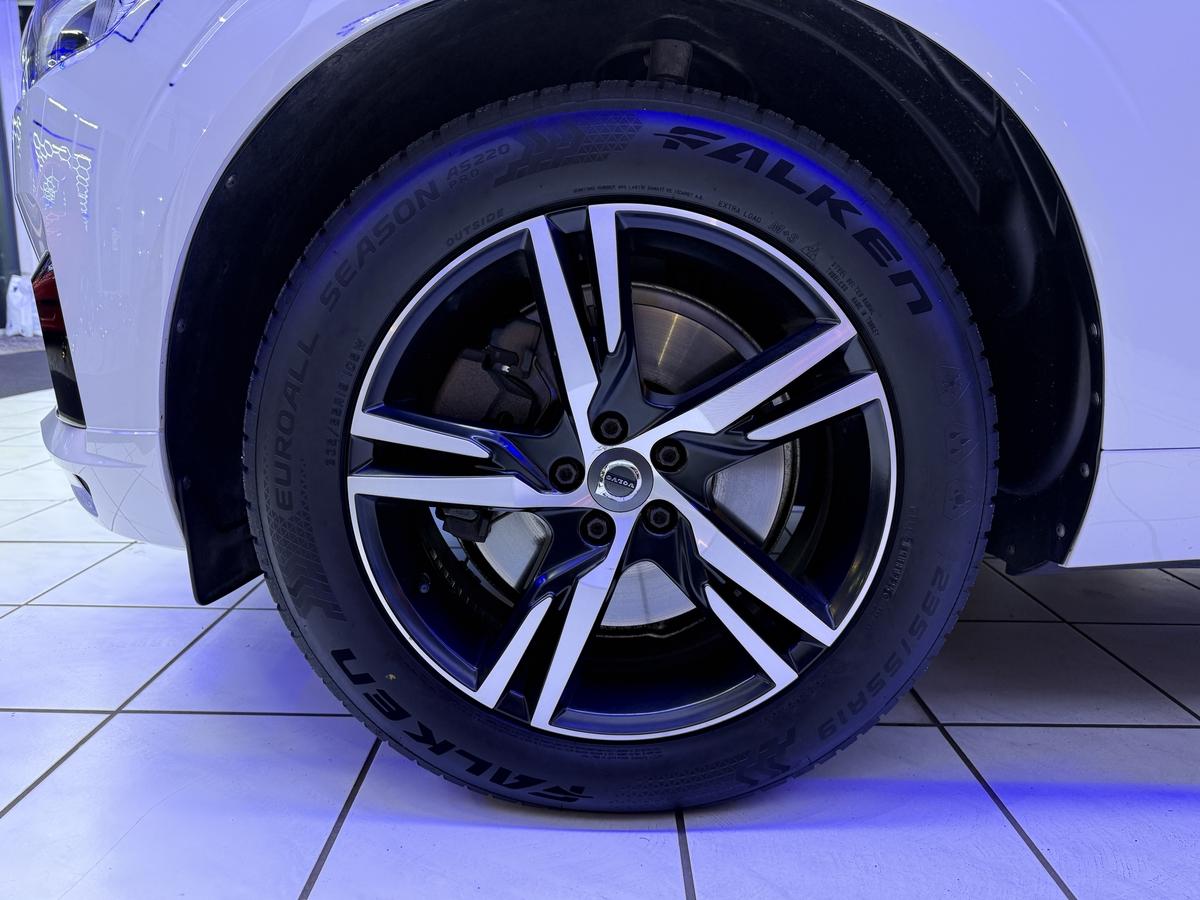 Volvo XC60 2.0 T4 R Design