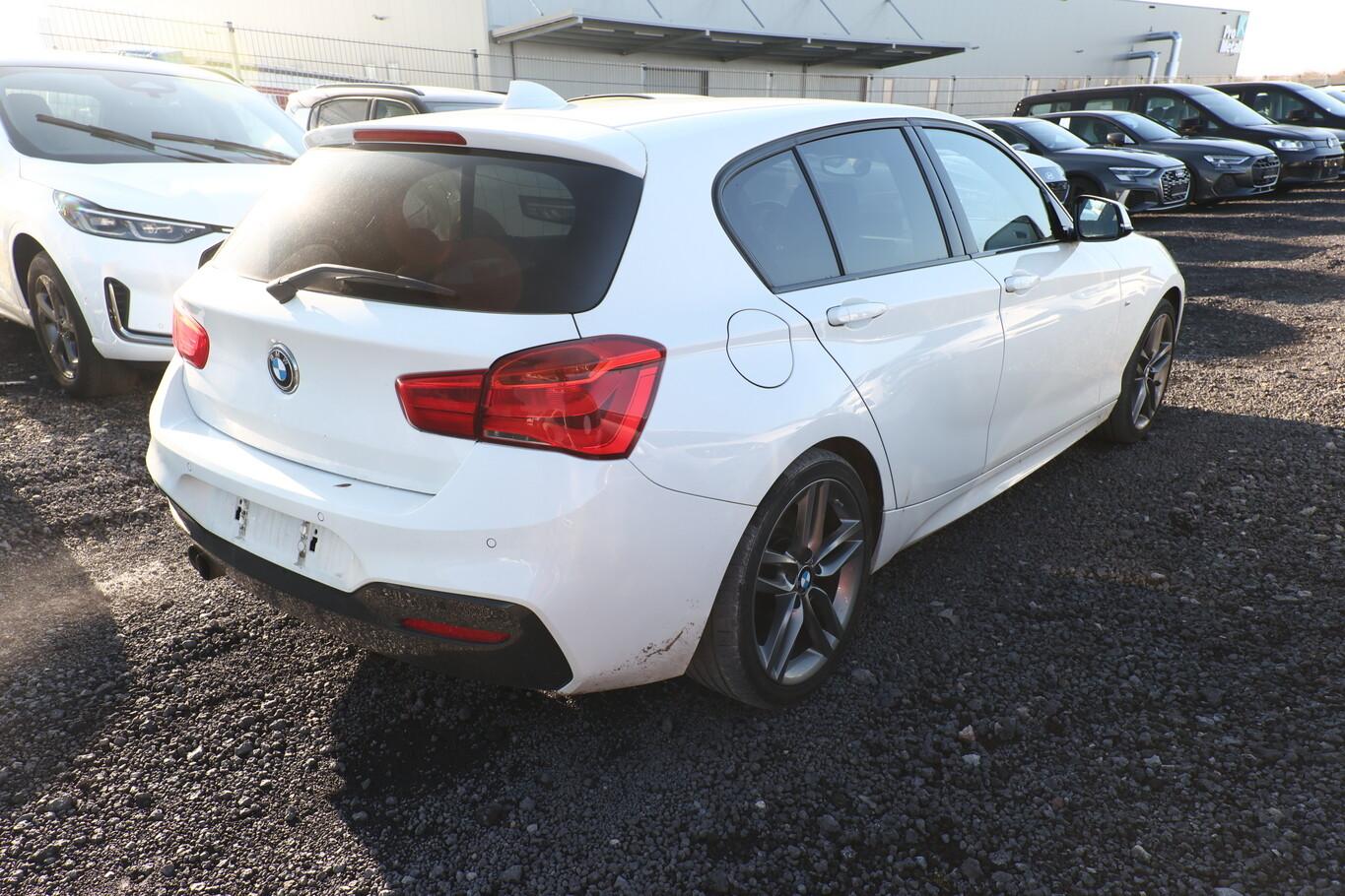 BMW 120 i M Sport LED Nav Temp PrivG PDC 18Z Klimaaut