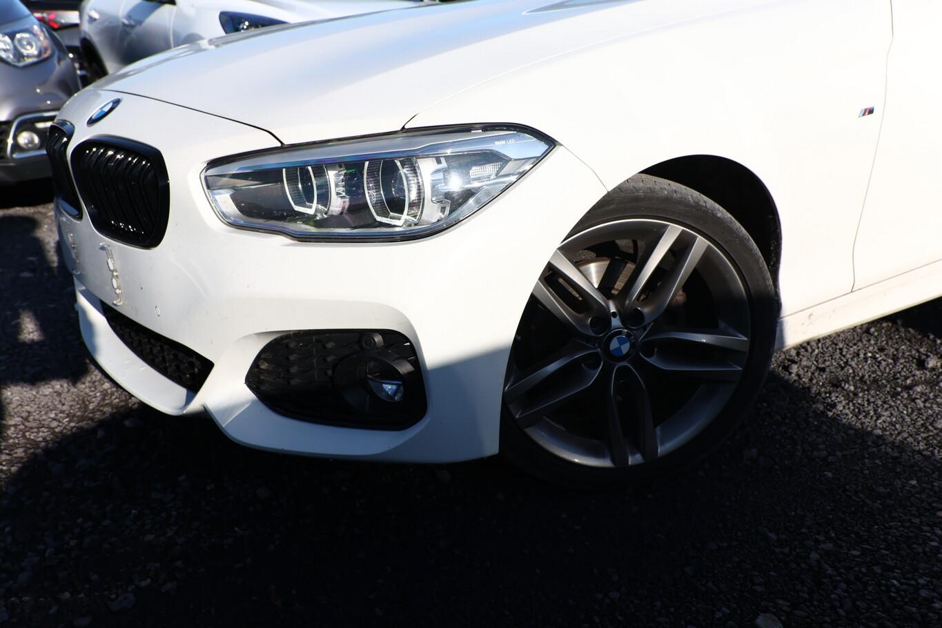 BMW 120 i M Sport LED Nav Temp PrivG PDC 18Z Klimaaut