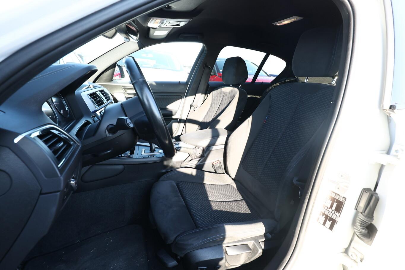 BMW 120 i M Sport LED Nav Temp PrivG PDC 18Z Klimaaut