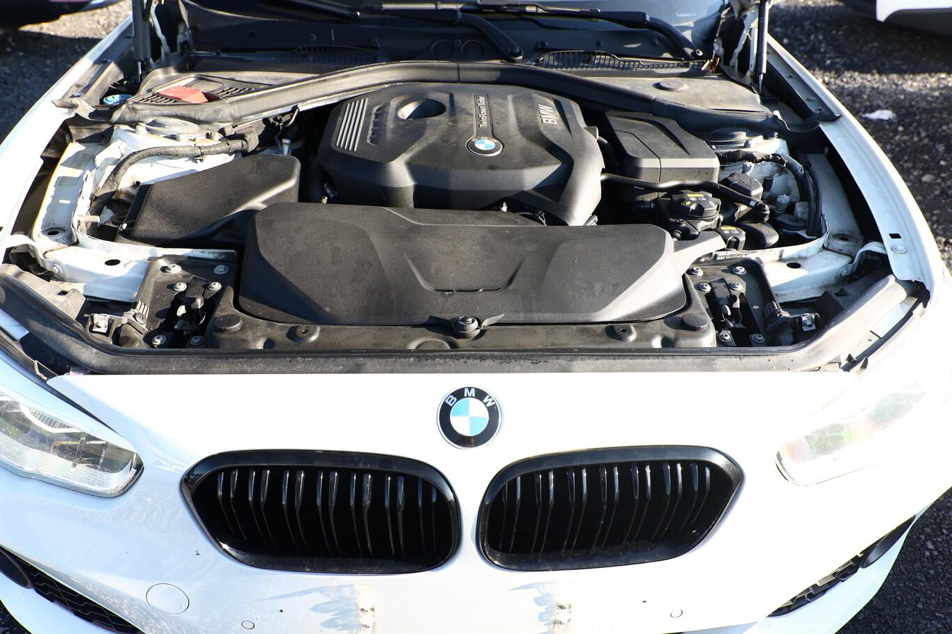 BMW 120 i M Sport LED Nav Temp PrivG PDC 18Z Klimaaut