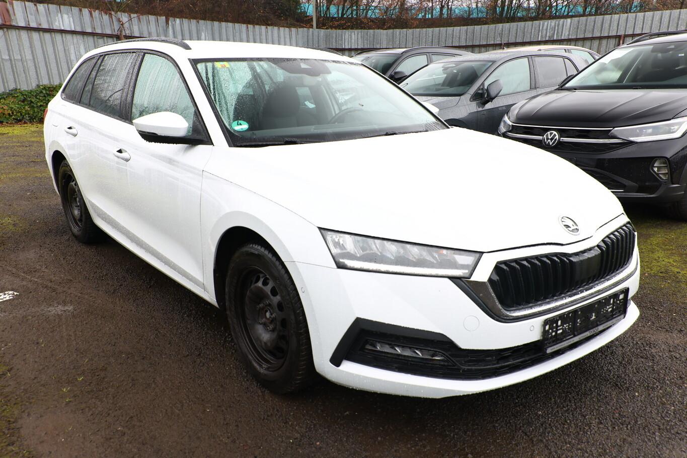 Skoda Octavia Combi 2.0 TDI 150 DSG Ambition PDC SmLi