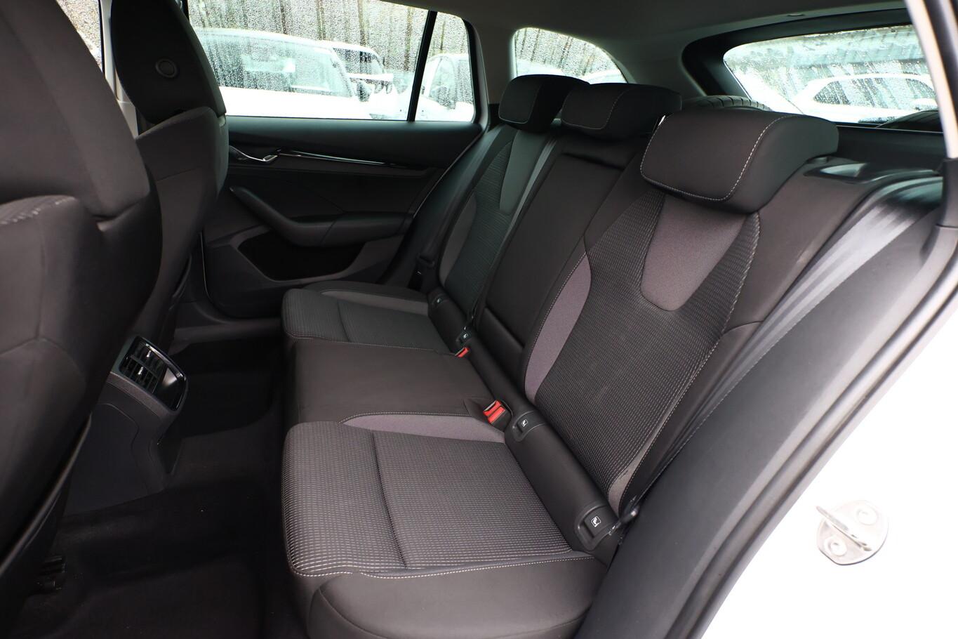 Skoda Octavia Combi 2.0 TDI 150 DSG Ambition PDC SmLi