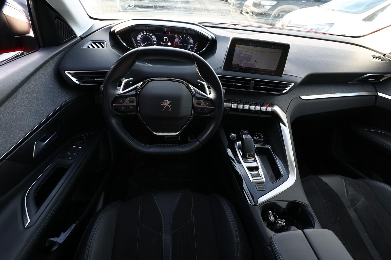 Peugeot 3008 1.2 PT 130 Aut. Crossway Pano Nav ACC AHK