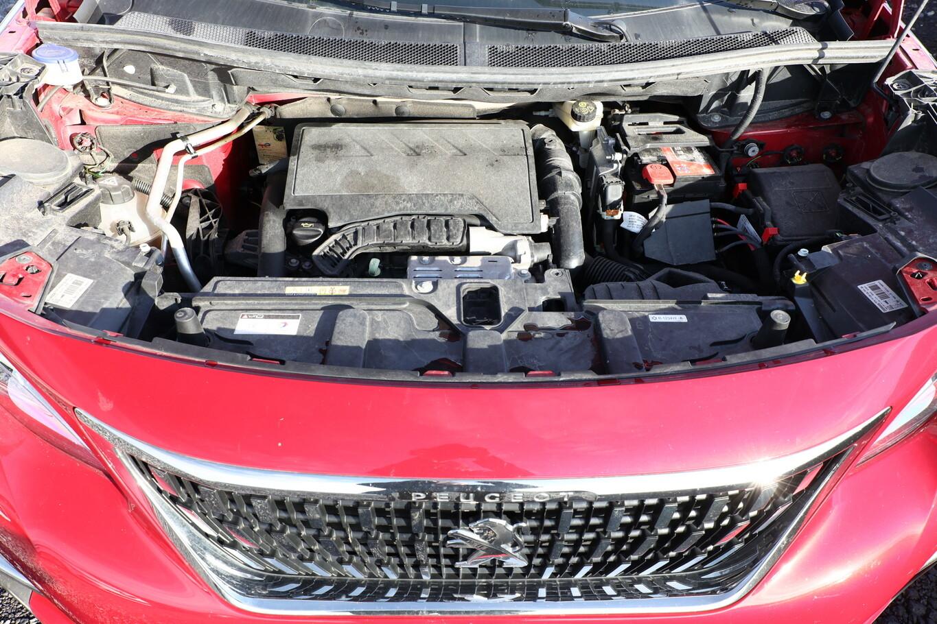 Peugeot 3008 1.2 PT 130 Aut. Crossway Pano Nav ACC AHK