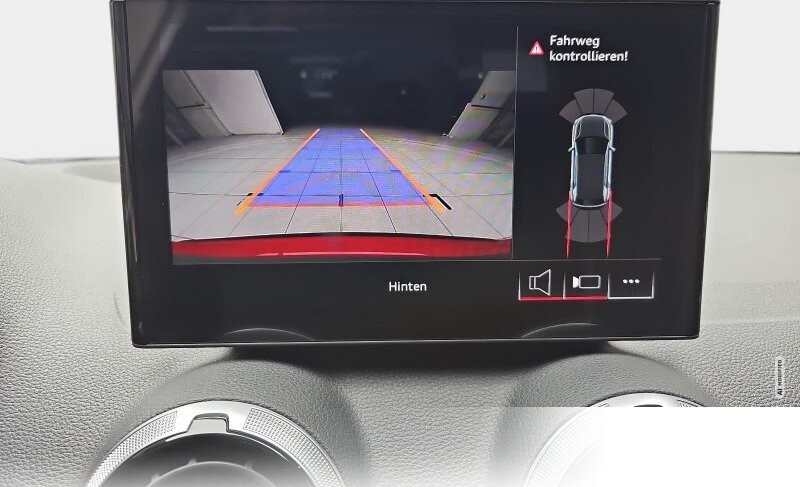 Audi Q2 35 TFSI S-TRONIC S LINE NAVI LED ACC EL.HECKKL. WI