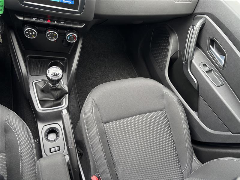 Dacia Duster SCe 115 2WD Comfort*NAVI*KAMERA*KLIMA*AHK *