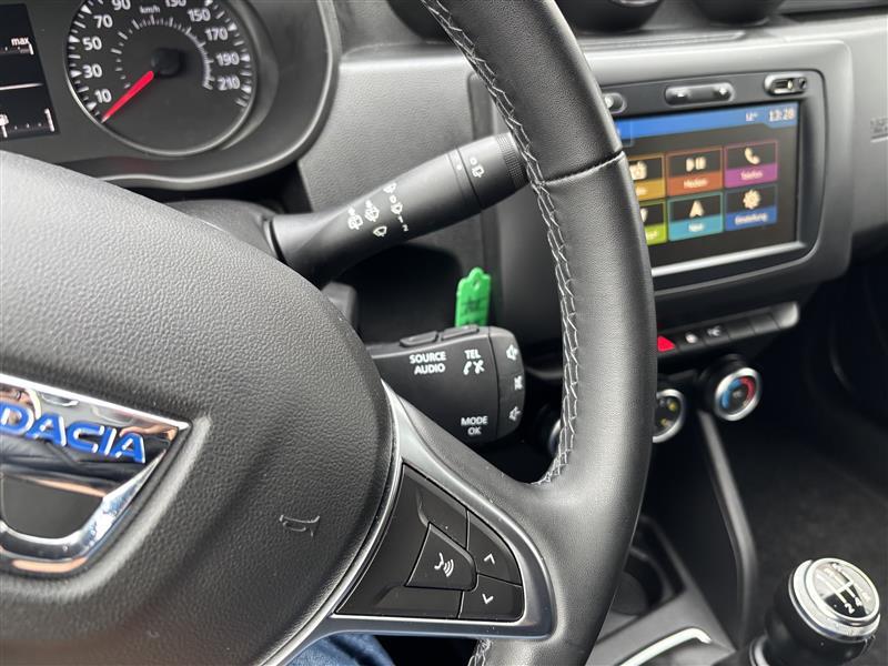 Dacia Duster SCe 115 2WD Comfort*NAVI*KAMERA*KLIMA*AHK *