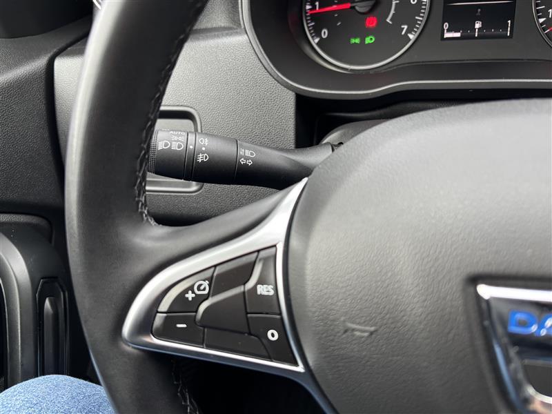 Dacia Duster SCe 115 2WD Comfort*NAVI*KAMERA*KLIMA*AHK *