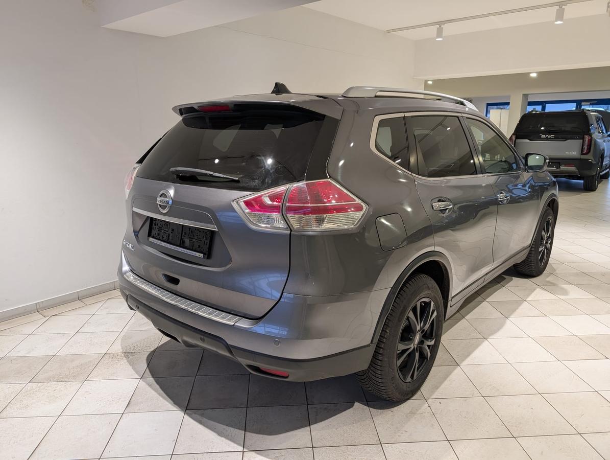 Nissan X-Trail Tekna Pano Leder Navi Scheckheft 360
