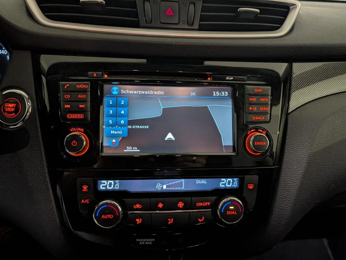 Nissan X-Trail Tekna Pano Leder Navi Scheckheft 360