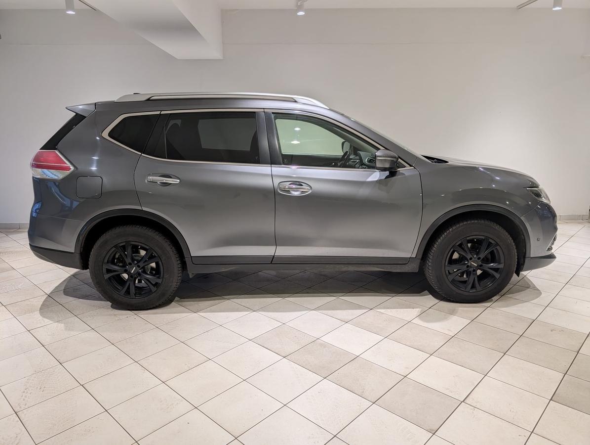 Nissan X-Trail Tekna Pano Leder Navi Scheckheft 360