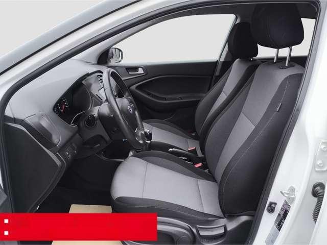 Hyundai i20 1.2 Advantage + RFK SHZ KLIMA USB