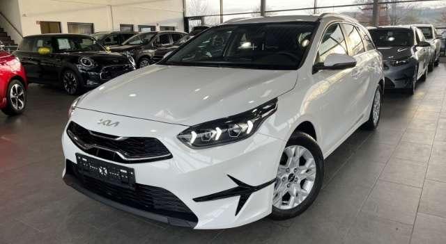 Kia cee'd / Ceed 1.5 T-GDI Navi LED Kamera DAB CarPlay SHZ LenkradH