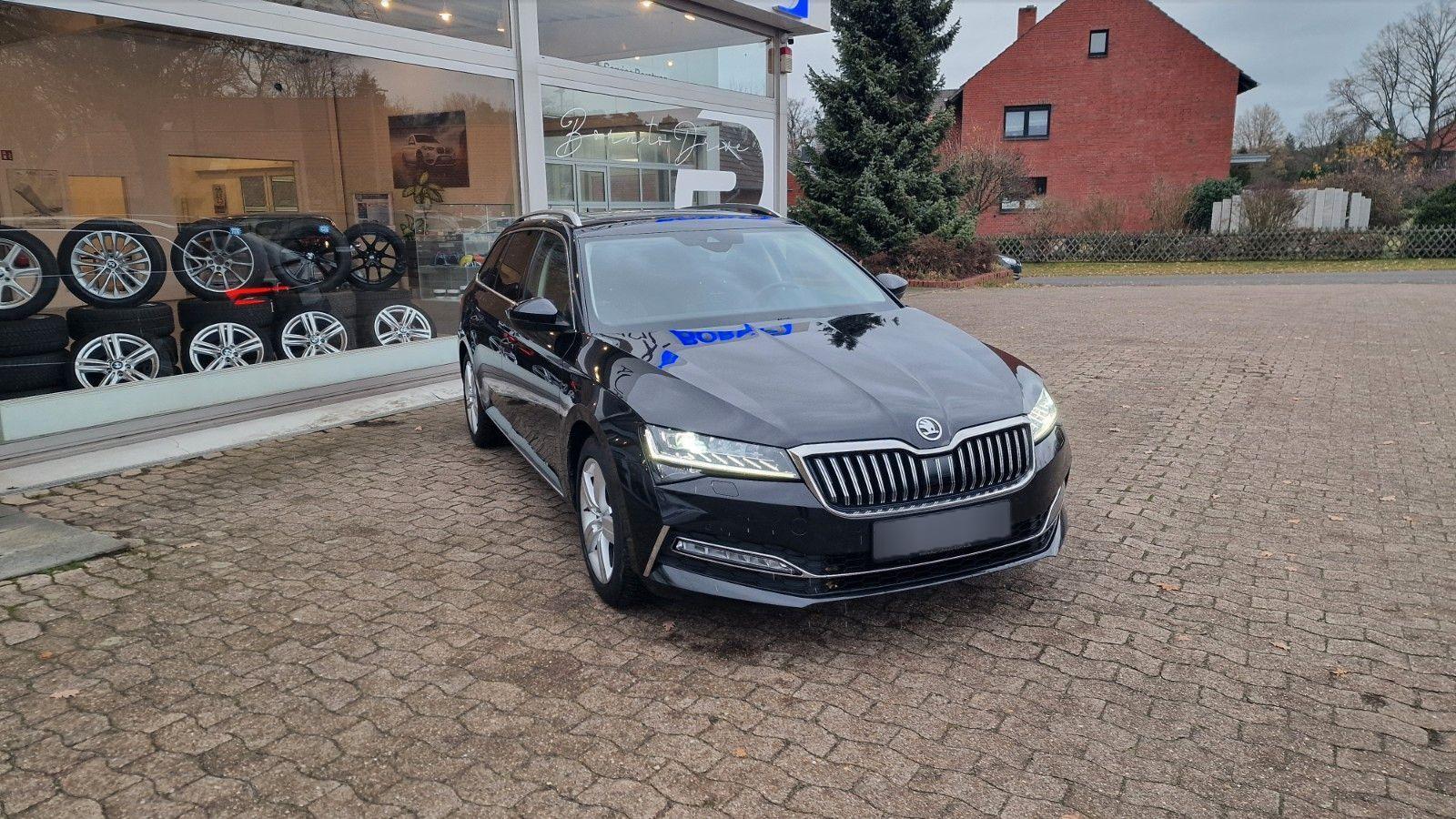 Skoda Superb Combi L&K AHK PANORAMA