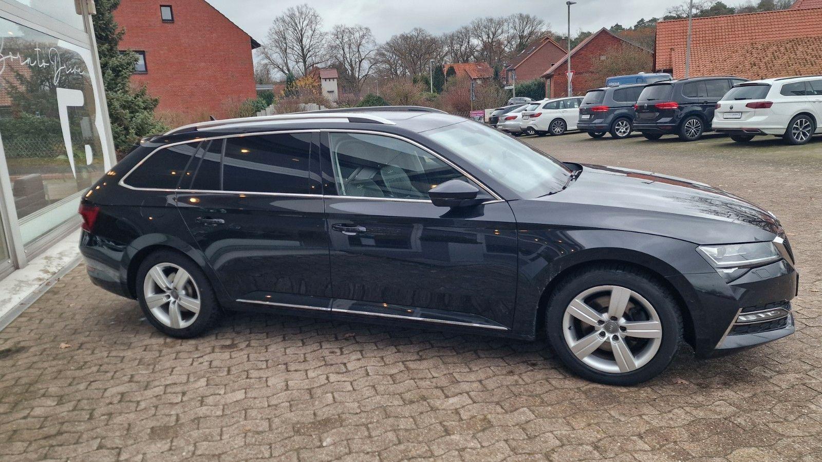 Skoda Superb Combi L&K AHK PANORAMA