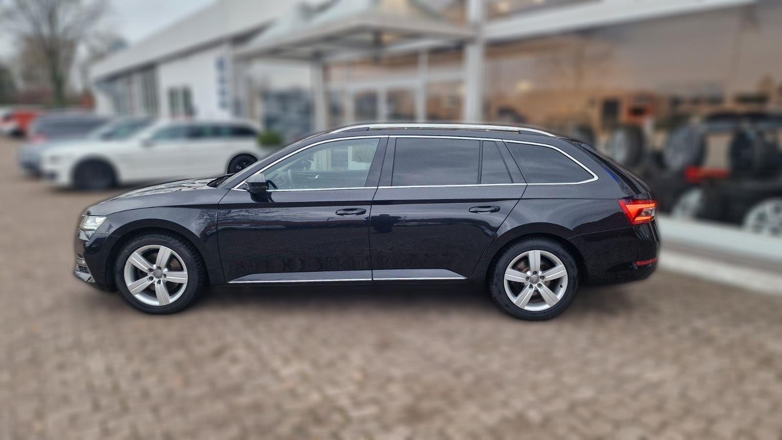 Skoda Superb Combi L&K AHK PANORAMA