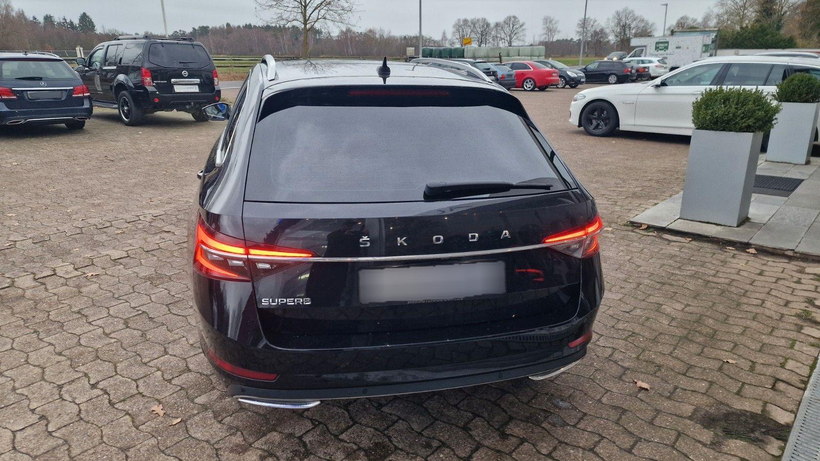 Skoda Superb Combi L&K AHK PANORAMA