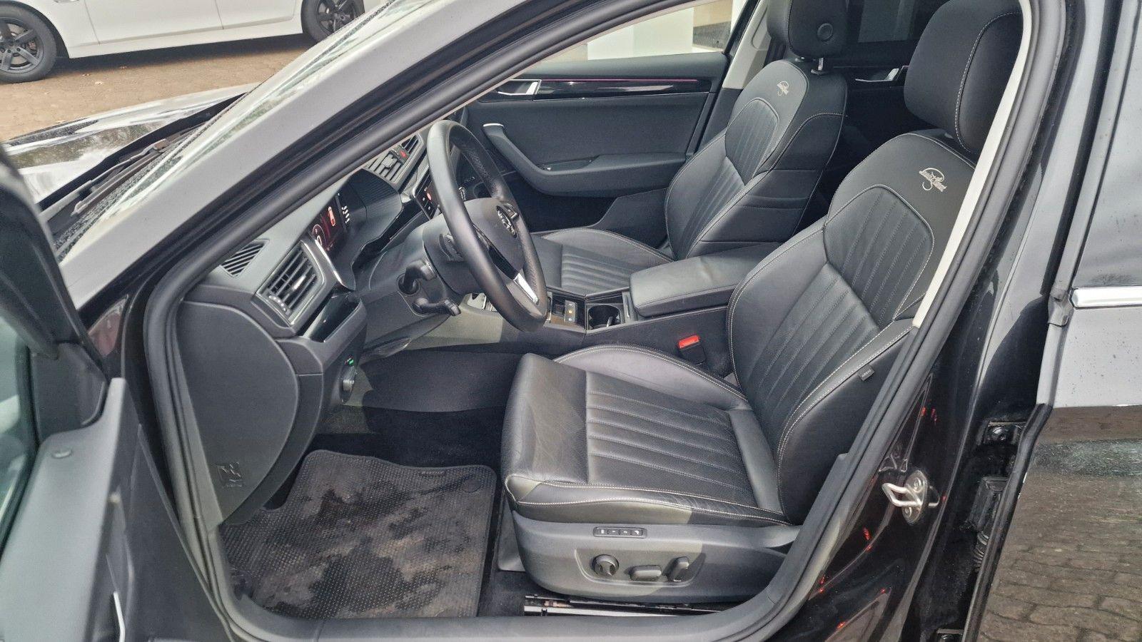 Skoda Superb Combi L&K AHK PANORAMA