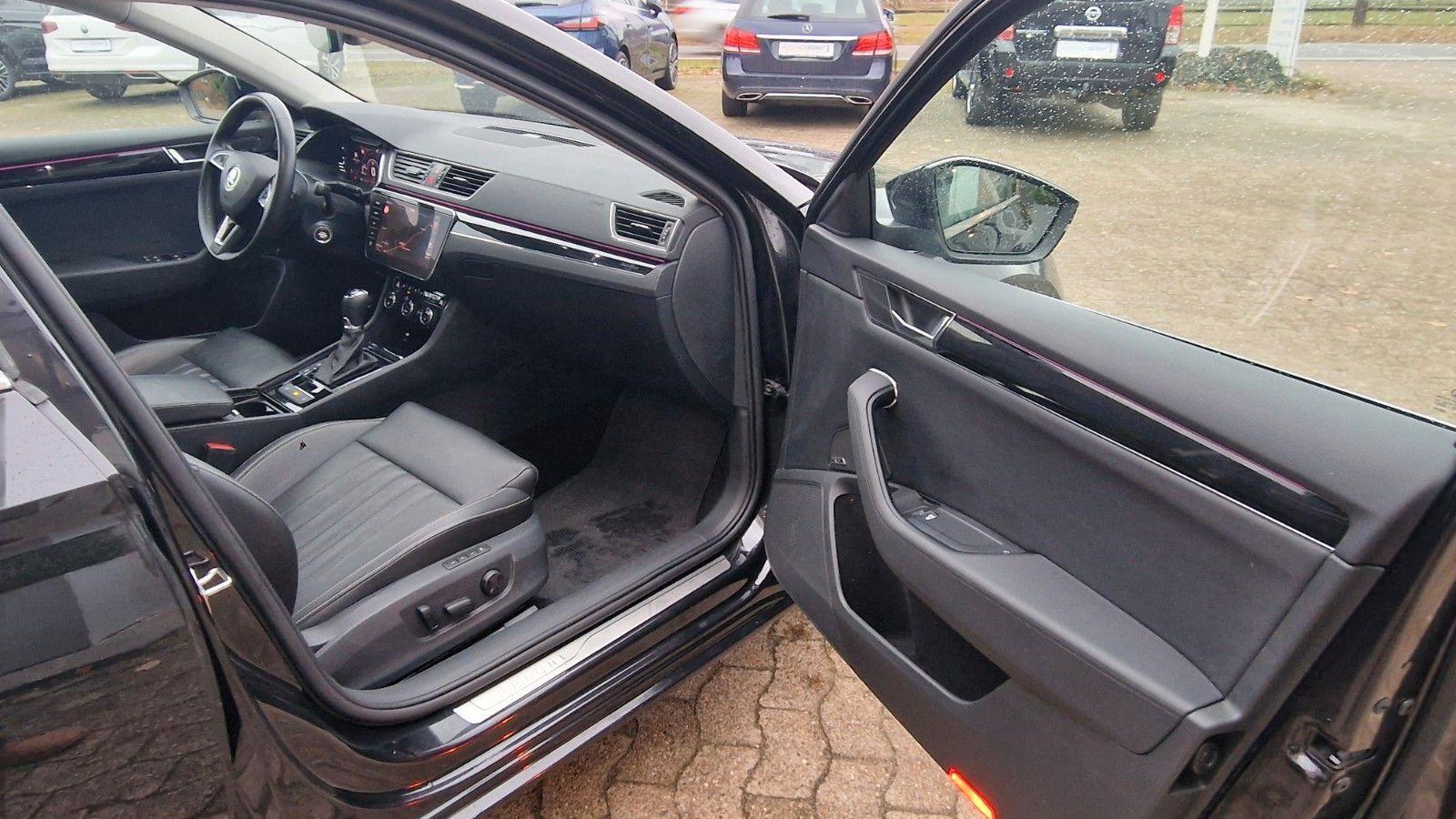 Skoda Superb Combi L&K AHK PANORAMA