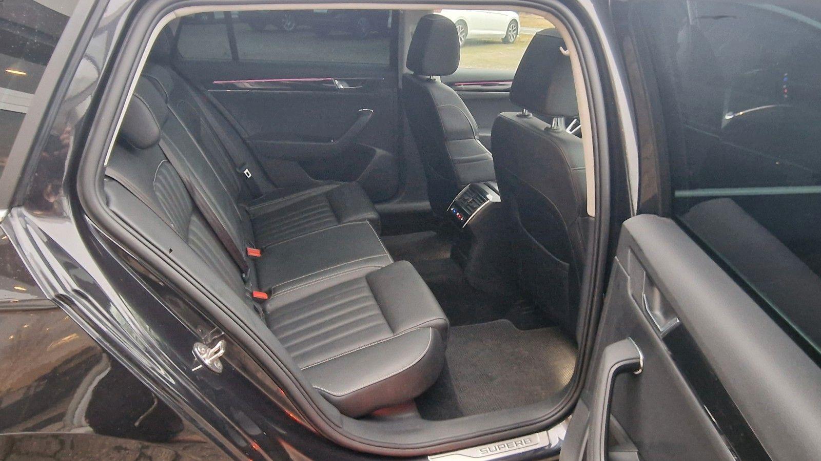 Skoda Superb Combi L&K AHK PANORAMA