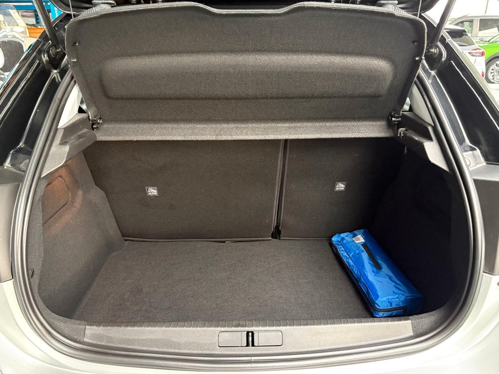 Opel Corsa F Edition Electric 100KW (136 PS)