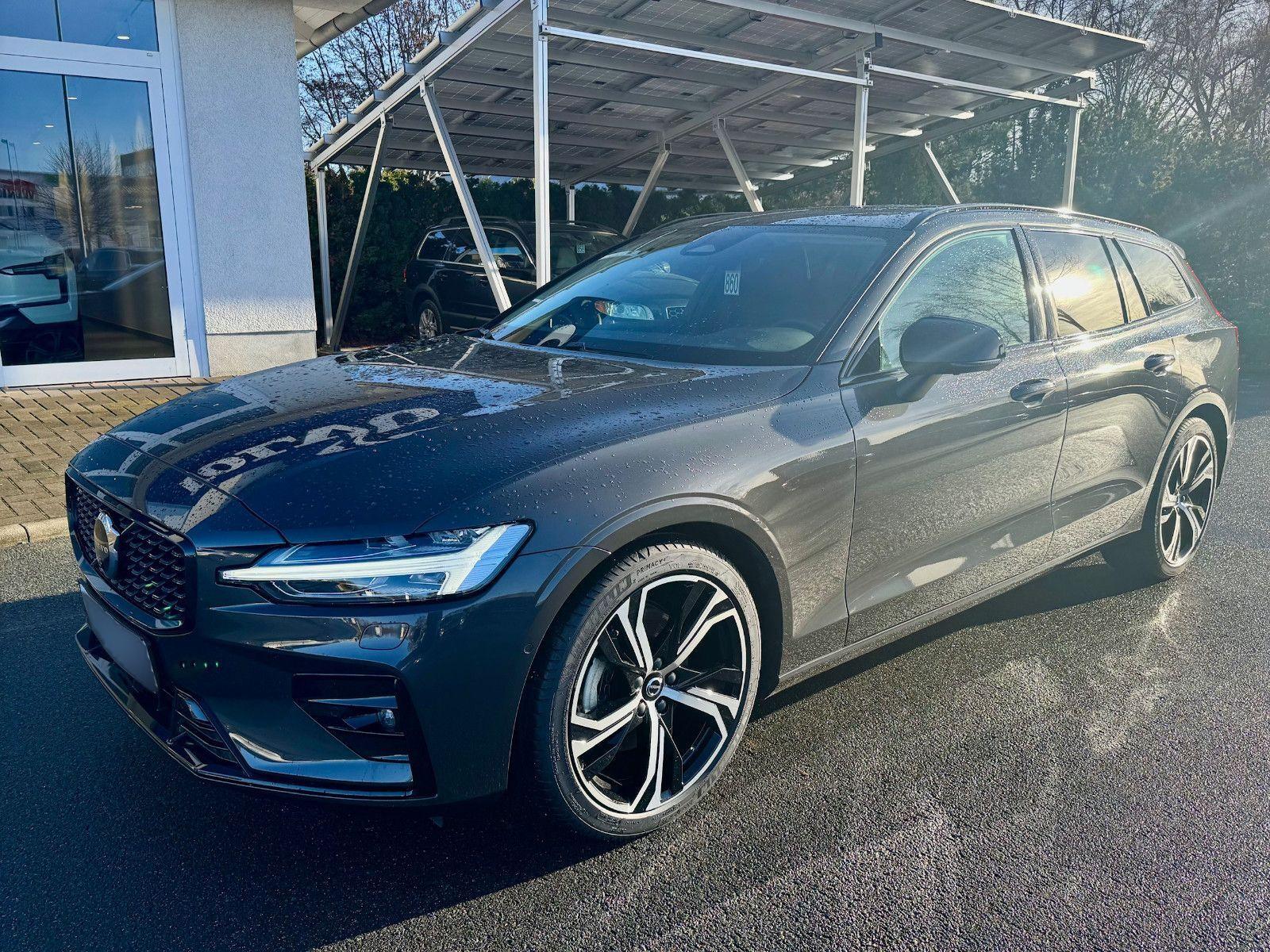 Volvo V60 B4 Plus Dark