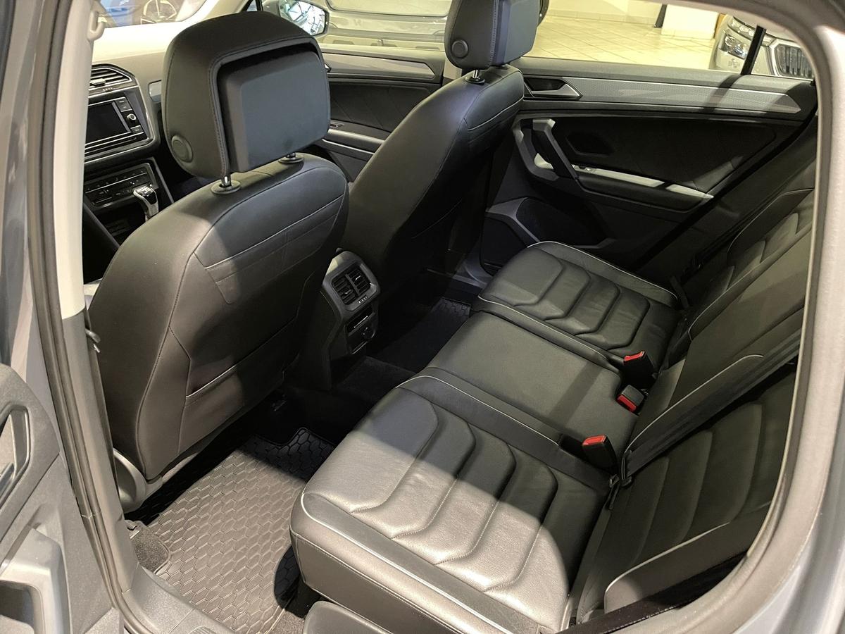 Volkswagen Tiguan 1.5 TSI Standheizung Leder DCC