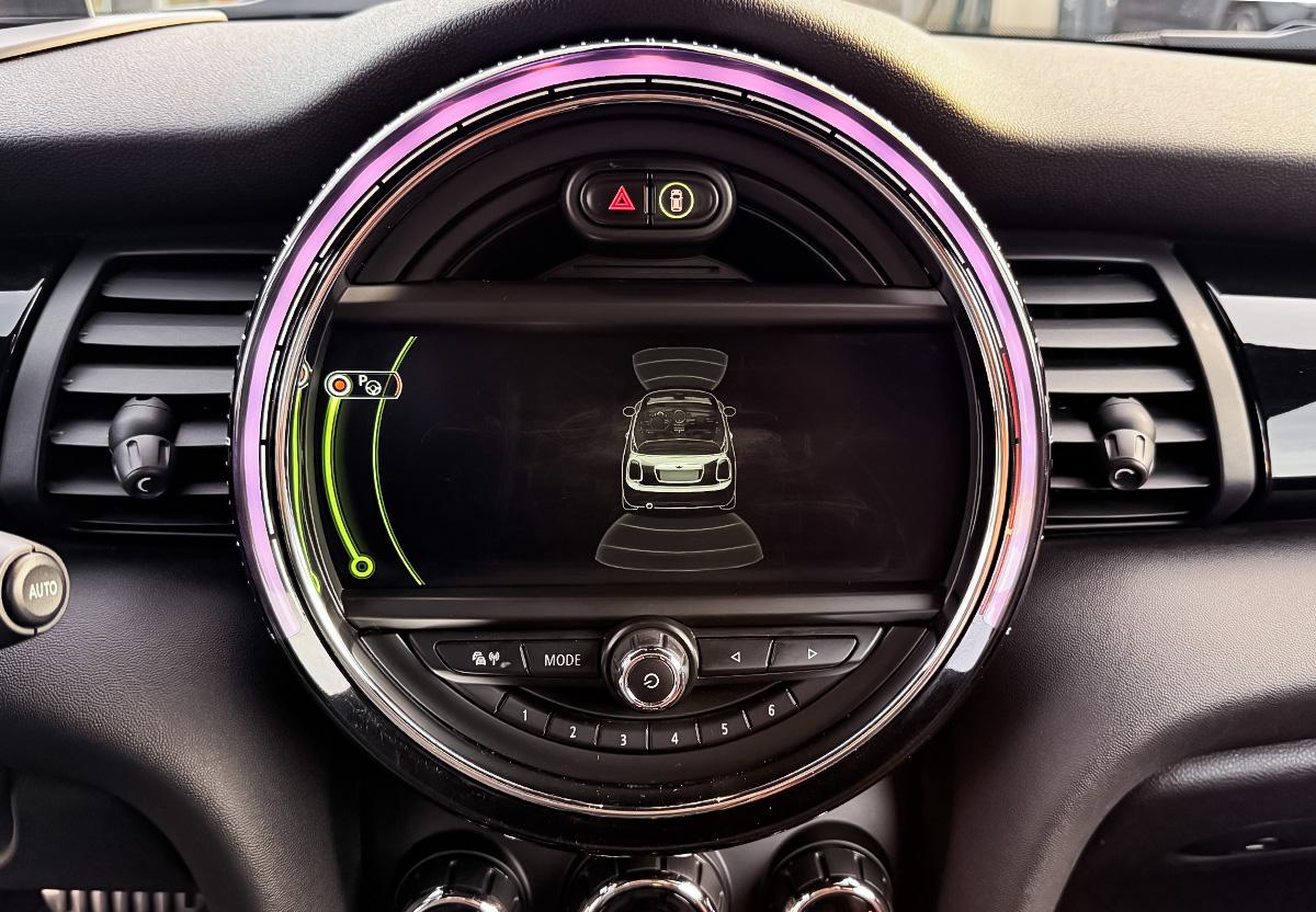 MINI John Cooper Works Cabrio NAVI PDC SHZ RFK