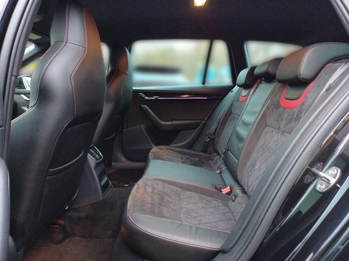 Skoda Octavia 2.0 TDI RS 60 4x4  Memory Navi App Parklenkass.