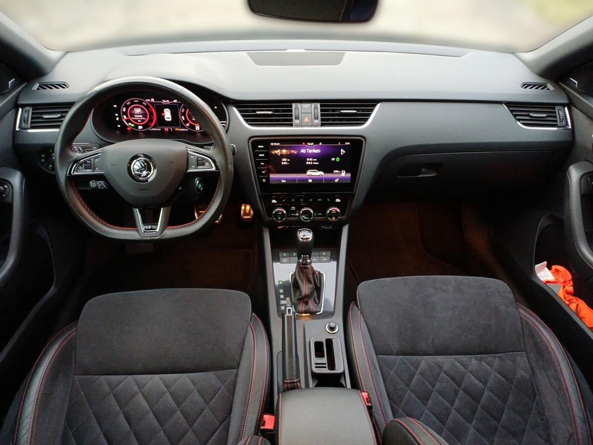 Skoda Octavia 2.0 TDI RS 60 4x4  Memory Navi App Parklenkass.