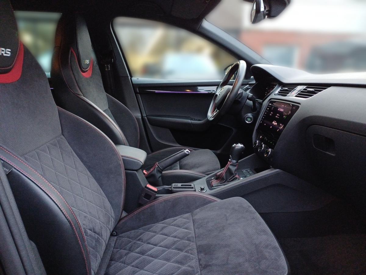 Skoda Octavia 2.0 TDI RS 60 4x4  Memory Navi App Parklenkass.