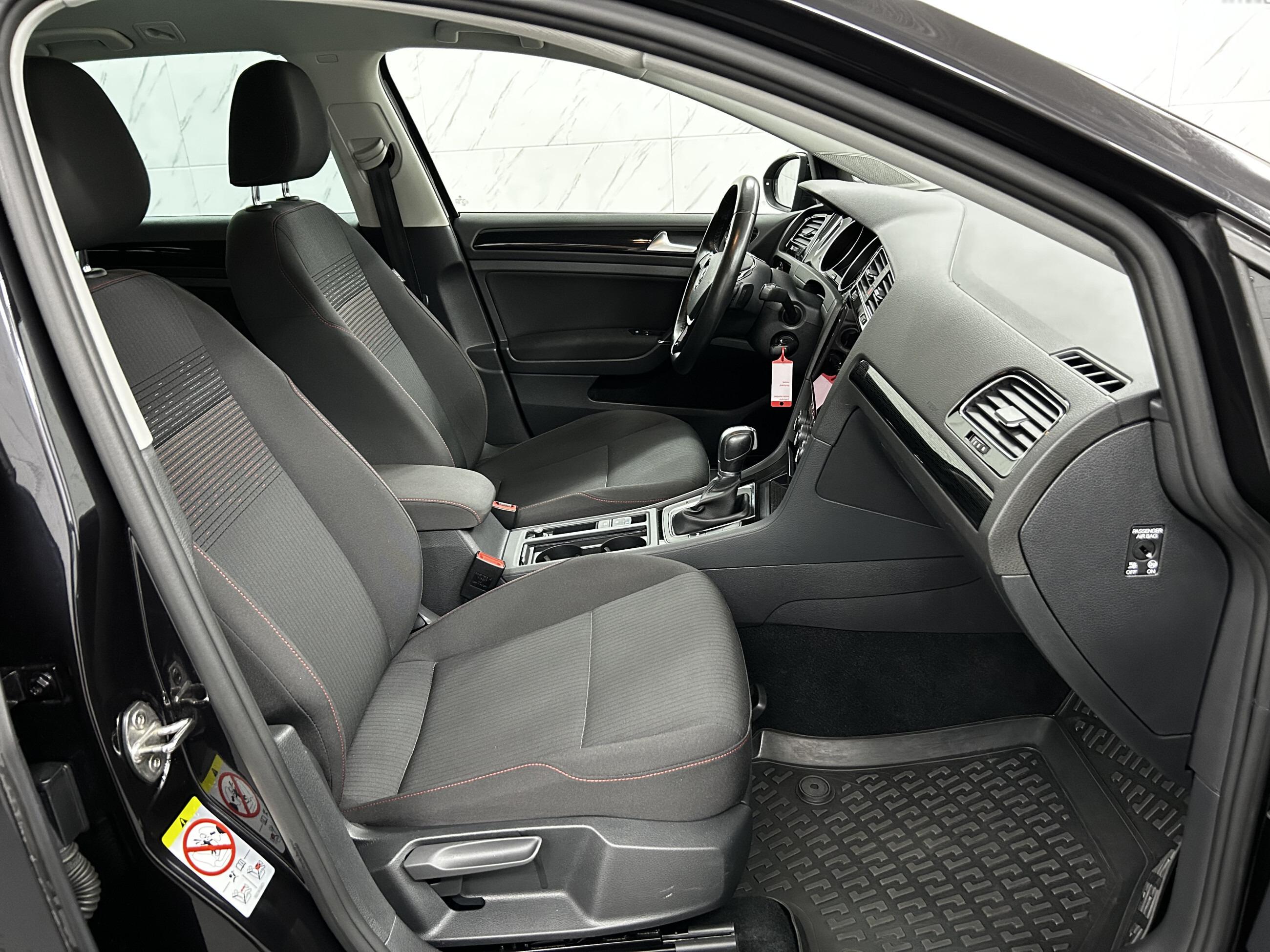 Volkswagen Golf DSG+ACC+AHK+LED+NAVI+APP Connect+Multi