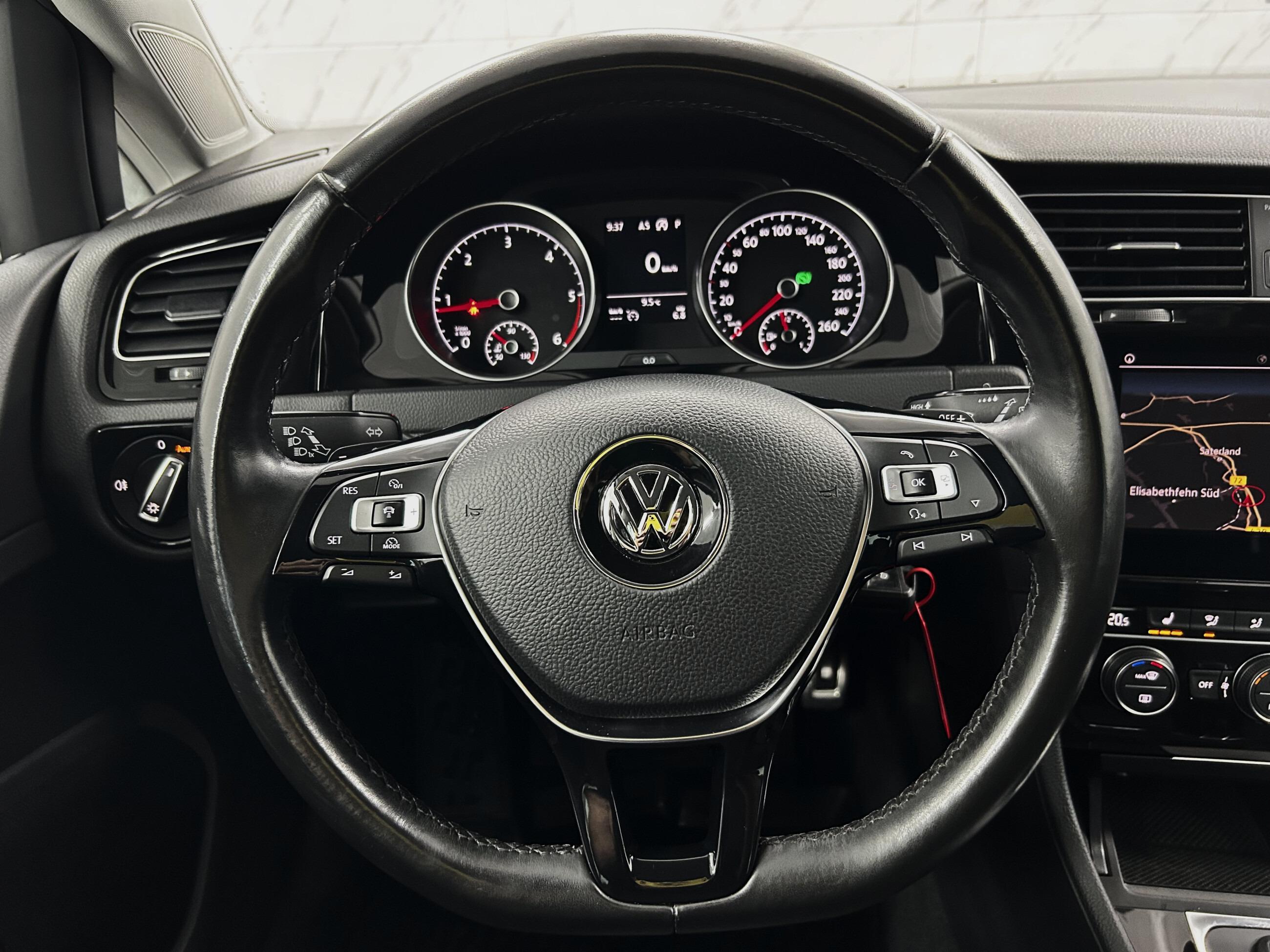 Volkswagen Golf DSG+ACC+AHK+LED+NAVI+APP Connect+Multi