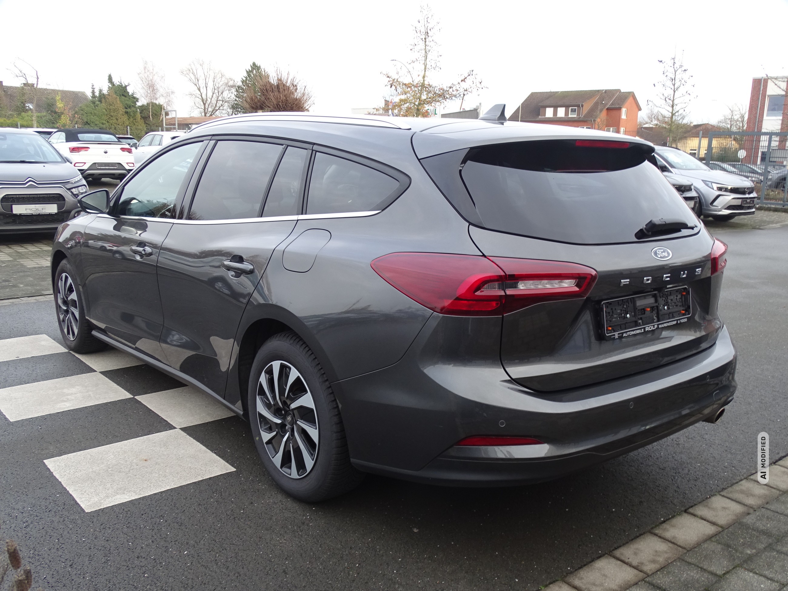 Ford Focus 1.0 TITANIUM*AT*LED*NAVI*DAB*RFK*CARPLAY*