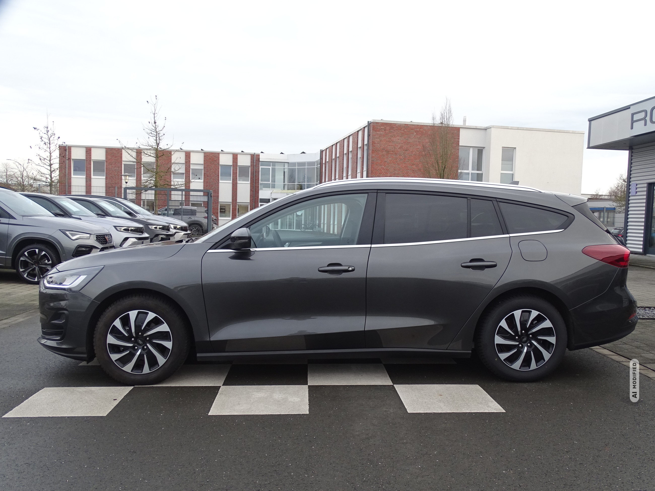 Ford Focus 1.0 TITANIUM*AT*LED*NAVI*DAB*RFK*CARPLAY*