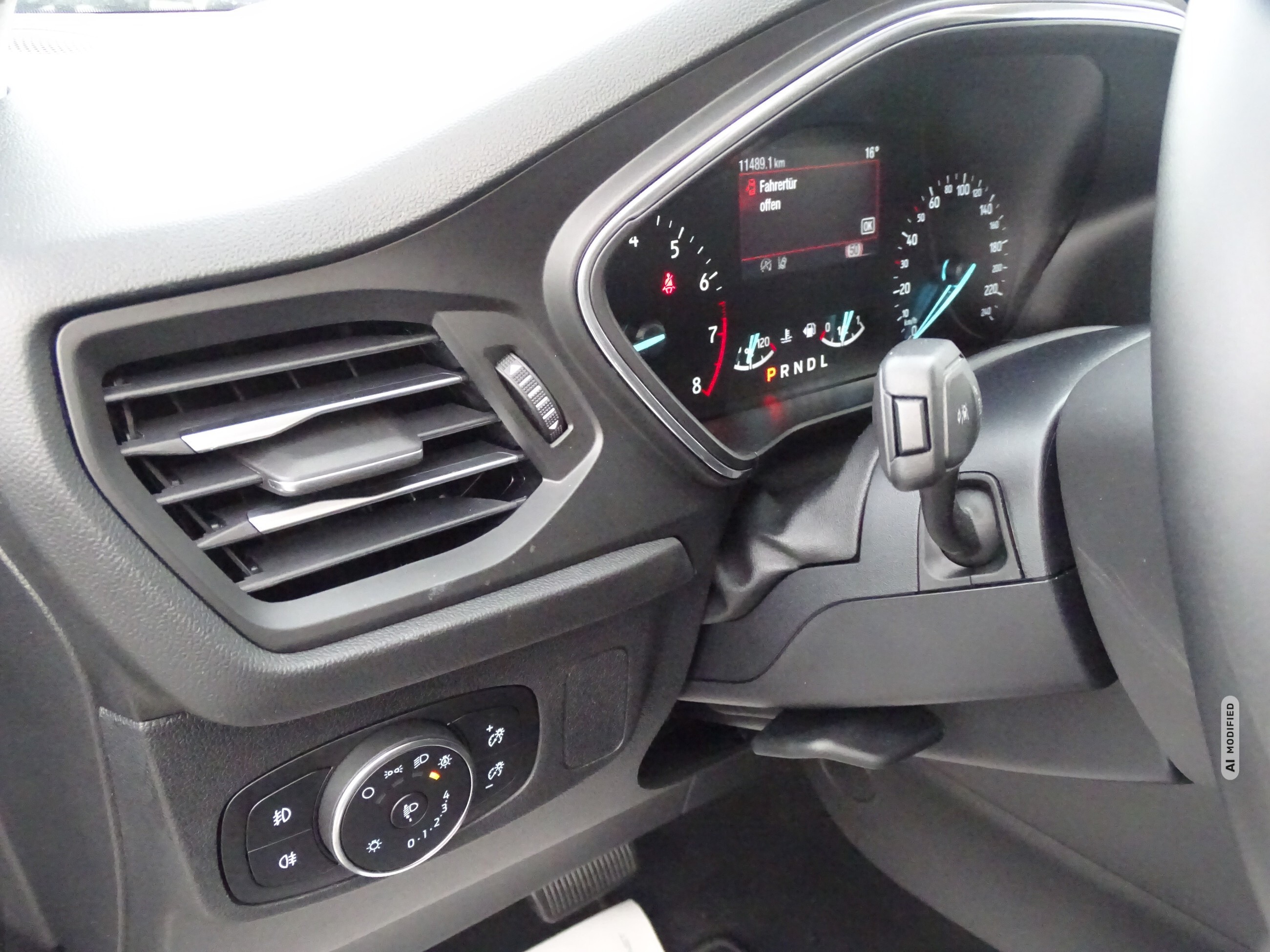 Ford Focus 1.0 TITANIUM*AT*LED*NAVI*DAB*RFK*CARPLAY*