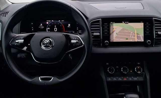 Skoda Karoq 1.5 TSI Clever DSG / KLIMA / NAVI / LED / STHZG